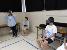 VRゴーグル体験の様子