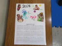 お子さんの写真も入れた手形カレンダーの作品