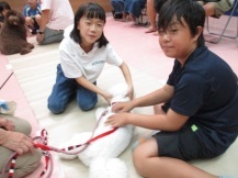 犬とのスリーショットの写真2