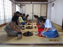 6月の茶道クラブの様子