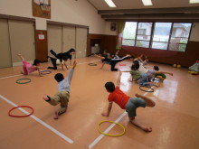 準備運動をしている写真